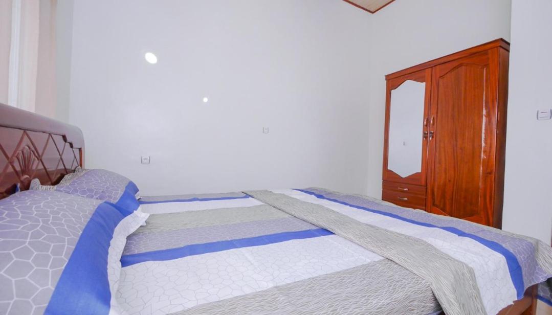 Da Vinci House Bed and Breakfast Kigali Buitenkant foto